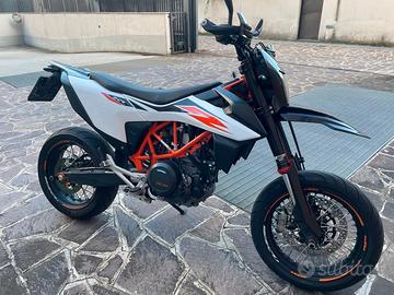 Ktm 690 smc r 2020 full power