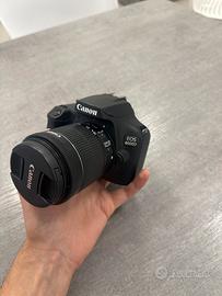 Canon EOS 4000D + 2 obbiettivi
