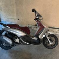 Piaggio Beverly 350 - 2012