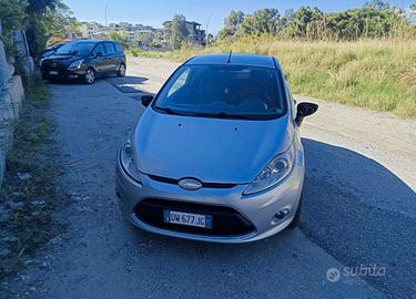 FORD FIESTA 2009 Benzina Gpl MARCIANTE