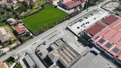 CAPANNONE A PUEGNAGO SUL GARDA