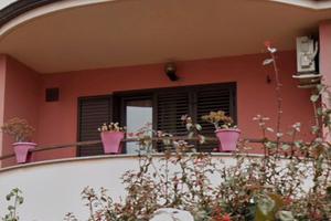 Appartamento 110mq con garage - 1 piano - Siderno