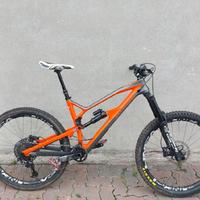 Enduro Nukeproof Mega 275