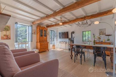 Rustico / Casale di 160 m² con 5 locali a Pieve di