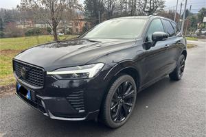 Volvo XC 60 T6 Plug-in hybrid Ultra Dark - 2025