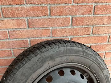 Ruote con cerchioni per Renault Clio