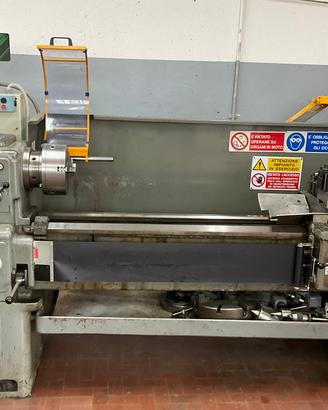 Lotto 7 macchine utensili professionali in blocco