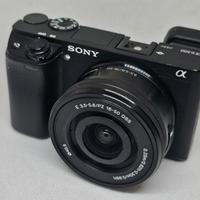 Fotocamera Sony a6300, come nuova.