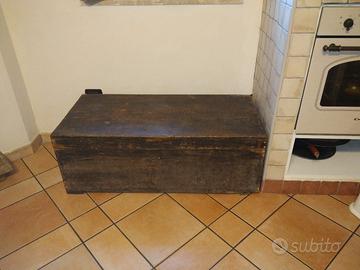 cassapanca antica da restaurare 