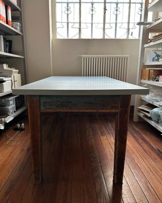 Tavolo da studio/laboratorio