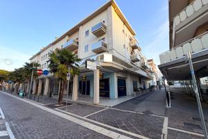 50m dal mare/p.Marconi/2 camere/p.auto/18.04-30.05