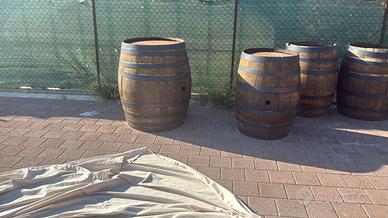 N. 6 Botti in Legno Barrique - Ideali per Dehor e