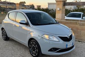 Lancia Ypsilon 1.2 69 CV 5 porte Opening Edition