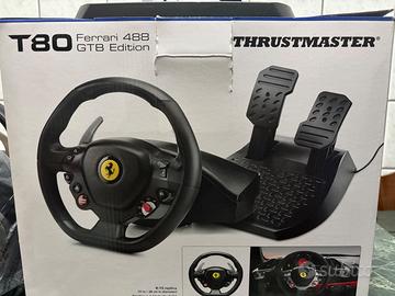 Volante Ferrari per  Play 5 e play 4