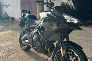 Kawasaki versys 650 + baule