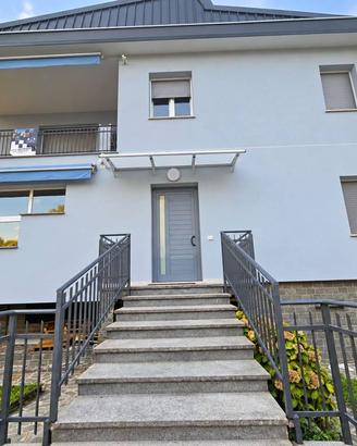 Appartamento di 150 m² con 4 locali e box auto dop