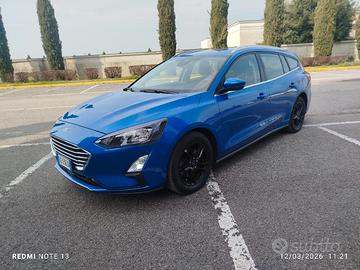 Ford Focus 1.5 120 cv adatta a neopatentati 