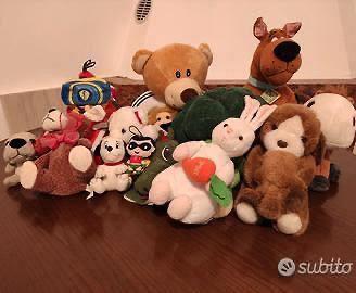 Simpatici Peluches assortiti