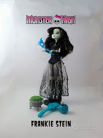 Frankie Stein Ghouls Rule