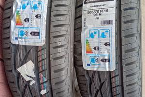 2 Pneumatici Nuovi 205/70x15 96H