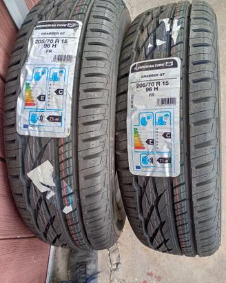 2 Pneumatici Nuovi 205/70x15 96H