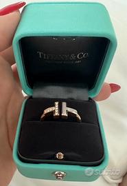 Anello tiffany T oro rosa e madreperla