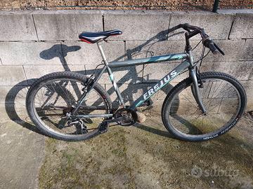 bicicletta,bici, Mountain bike,uomo