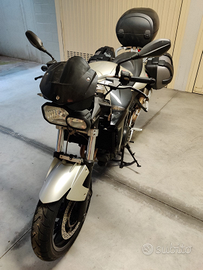 BMW F800R 2012 con pochi km tris borse originali