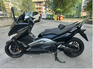 YAMAHA TMAX 500