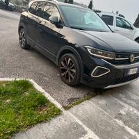 Automobile praticamente nuova