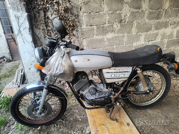 Moto Morini 125