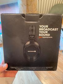 Beyerdynamic DT 252(closed back)