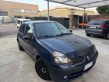 Renault Clio 1.2 benzina 43KW consumi bassi