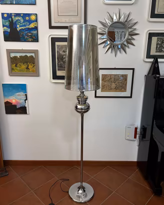 Lampada da terra piantana DESIGN