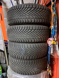 Gomme da Neve Pirelli R16