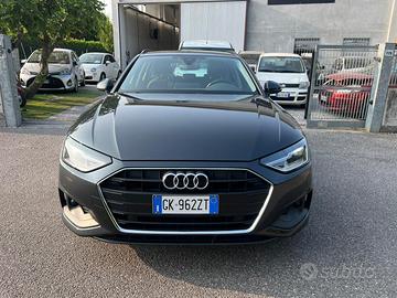 Audi A4 Avant 40 TDI S tronic Business