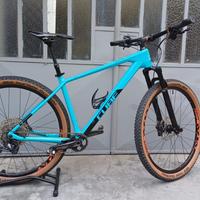 CUBE REACTION RACE C62 