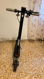 Monopattino elettrico Nilox S1 350W - chave NFC