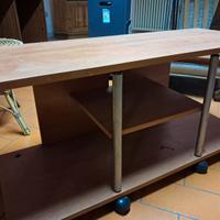 Mobile porta TV con rotelle