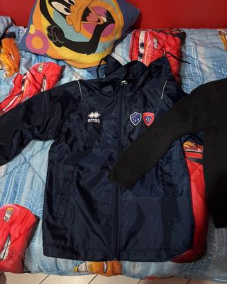 Giubbotto impermeabile felpe adidas