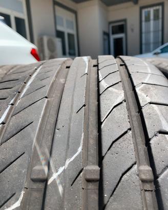 Pneumatici estivi CONTINENTAL 235/40ZR20 96Y