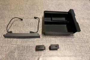 Accessori Tesla model Y ( non Juniper )