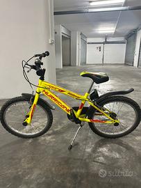 Hurricane Bimbo 20" 6V Rollmar