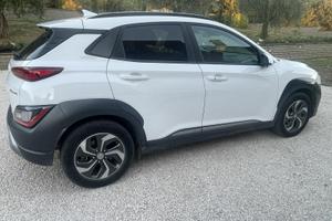 HYUNDAI KONA SUPER X-LINE-32000KM- IMPECCABLE