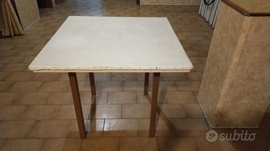 TAVOLI LEGNO  QUADRATI E  TAVOLI RETTANGOLARI