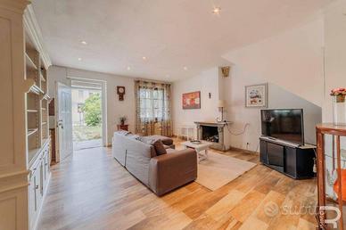 Casa a schiera in posizione