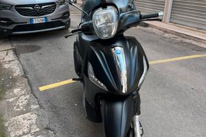 Piaggio beverly 350
