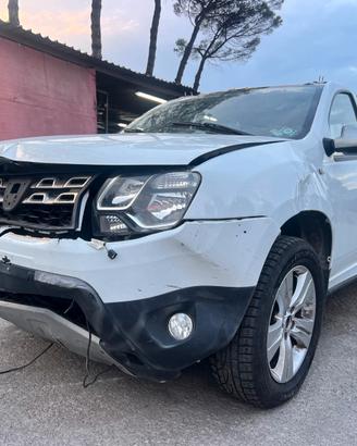 Ricambi Auto Dacia Duster 1.6 Benzina.