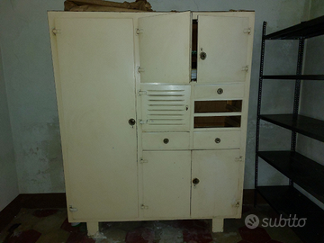 Armadio cambusa d'epoca vintage anni '920