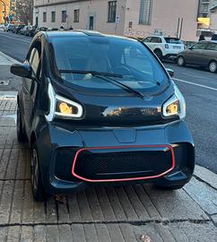 Xev yoyo quadriciclo pat. B1 elettrica